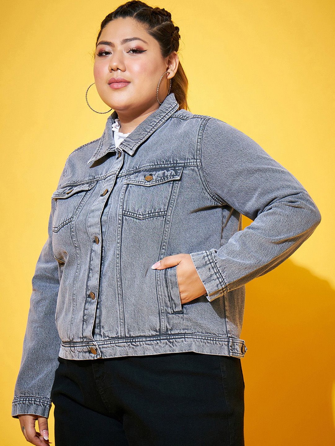SASSAFRAS Curve Plus Size Washed Denim Jacket