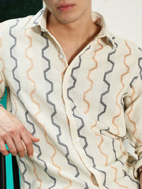 Campus Sutra Men Comfort Fit Geometric Printed Spread Collar Cotton Casual Shirt