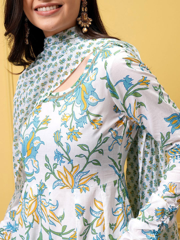 Vishudh Women Floral Printed Regular Pure Cotton Kurta with Trousers & With Dupatta