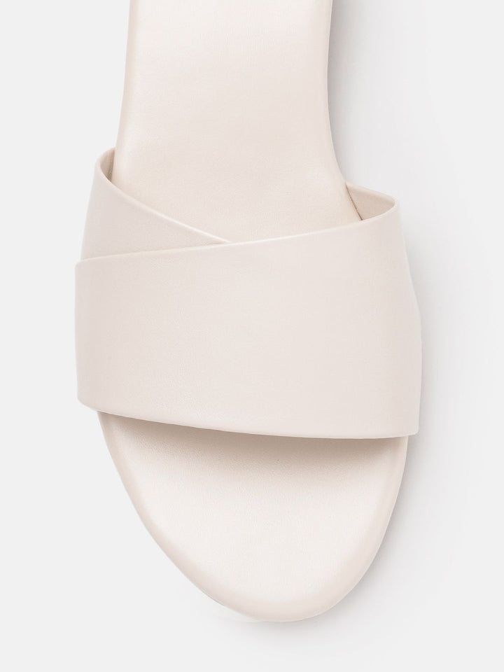 Lino Perros Women Open Toe Flats