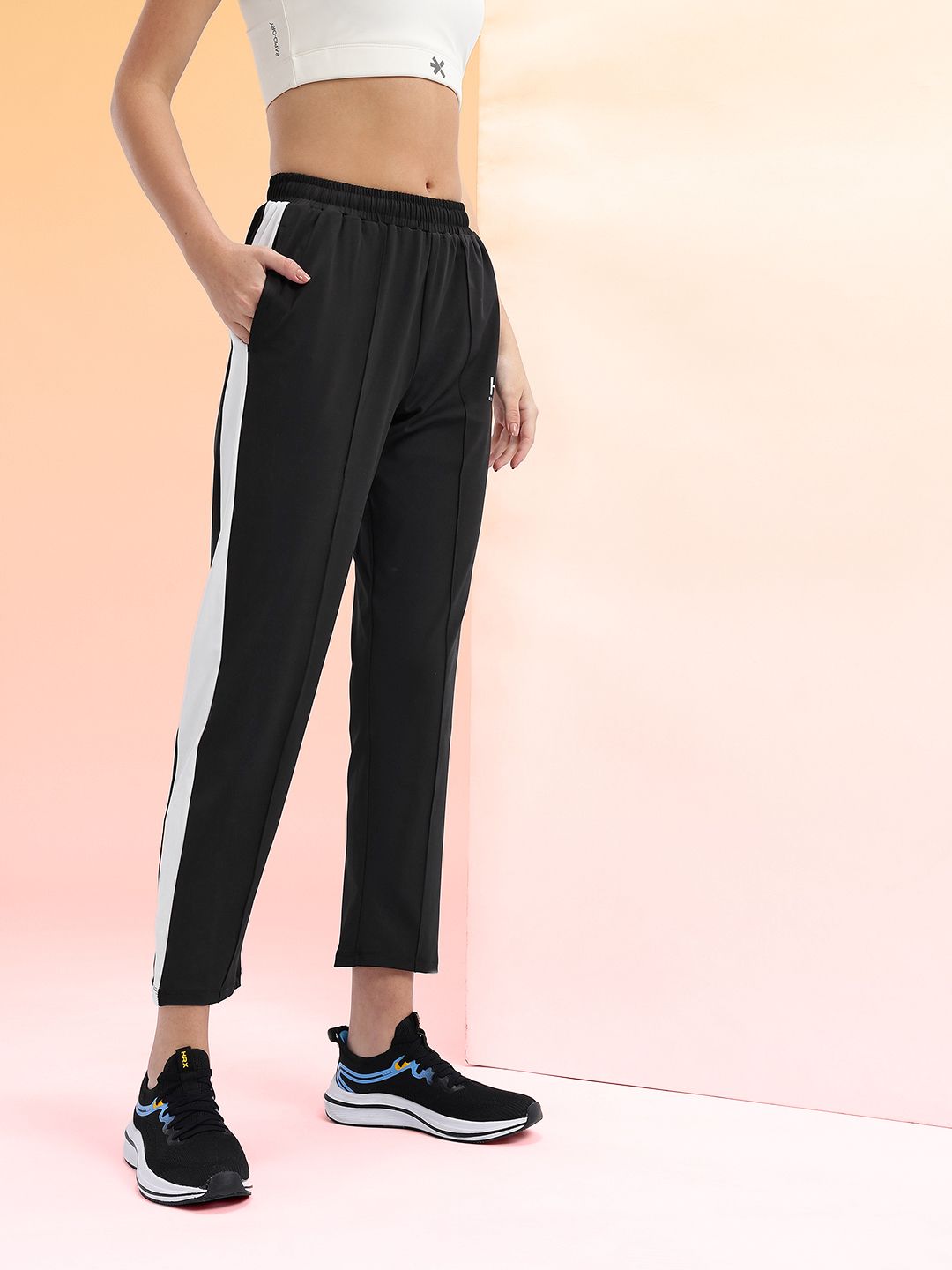 HRX by Hrithik Roshan Women Brand Logo Detail Rapid-Dry Cropped Running Track Pants