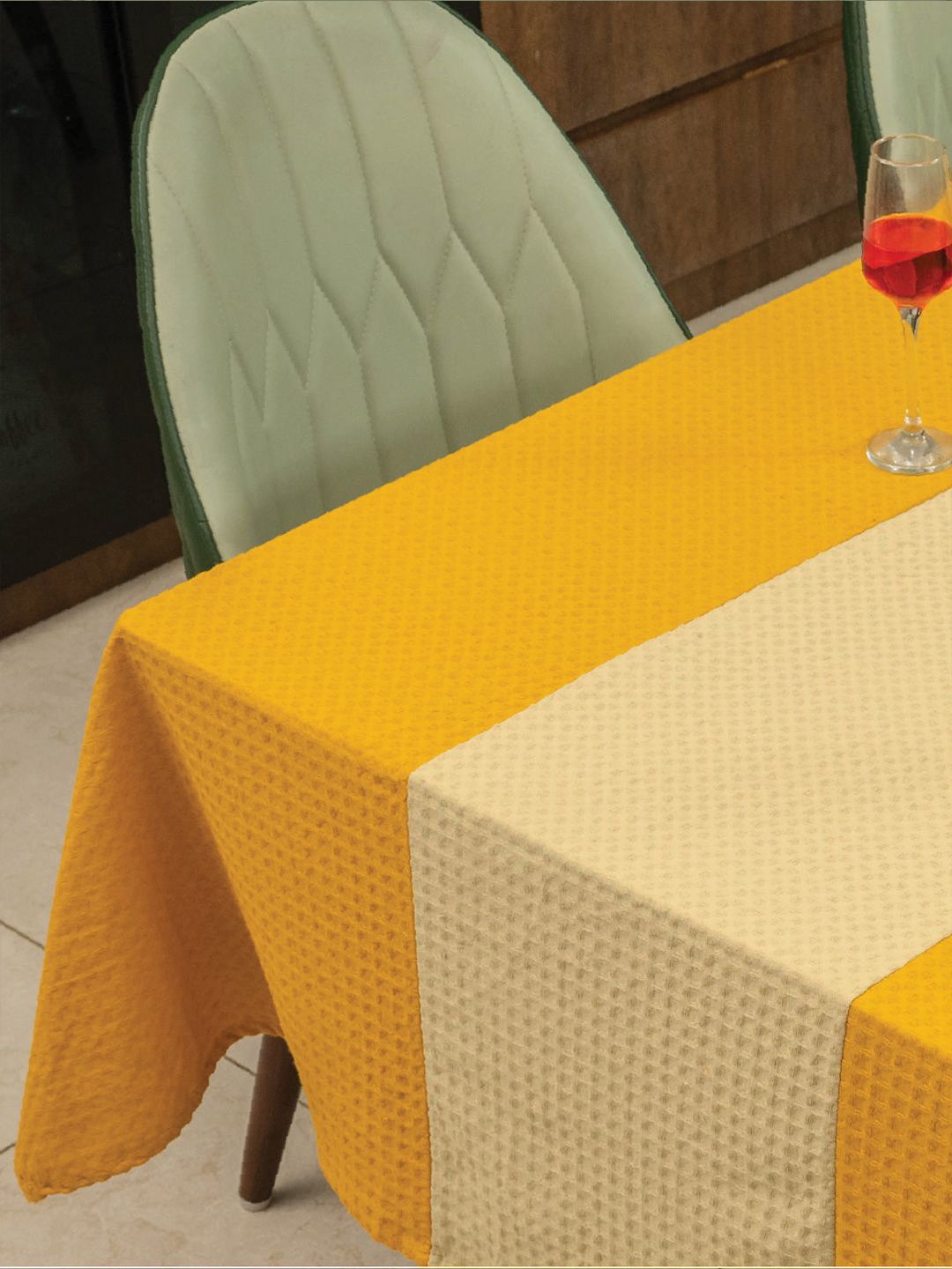 URBAN SPACE Mustard & Beige Geometric Printed Anti-Slip Cotton 6-Seater Table Cover