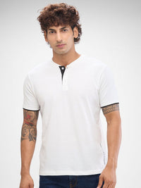 SPYKAR Men Pure Cotton Henley Neck Slim Fit T-shirt