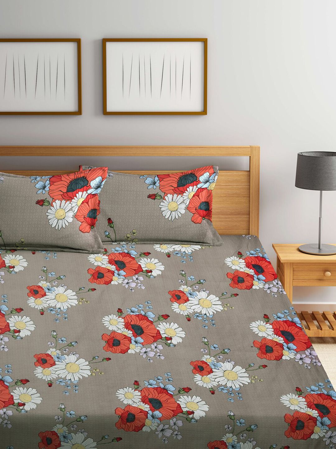 KLOTTHE Grey Floral Polycotton 210 TC King Fine Bedsheet with 2 Pillow Covers-108 x 108 inches