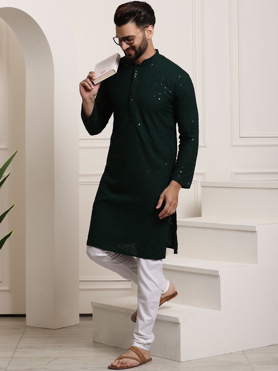 SOJANYA Ethnic Embroidered Mirror Work Pure Cotton Straight Kurta
