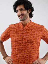 VASTRAMAY Ethnic Hare Krishna Hare Ram Printed Mandarin Collar Cotton Straight Kurta