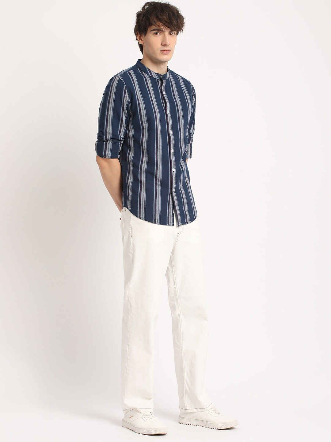 THE BEAR HOUSE Men Striped Slim Fit Mandarin Collar Casual Shirt