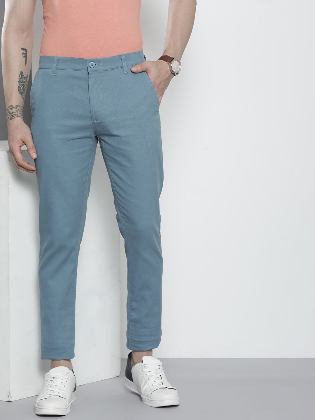 The Indian Garage Co Men Blue Solid Chinos Trousers