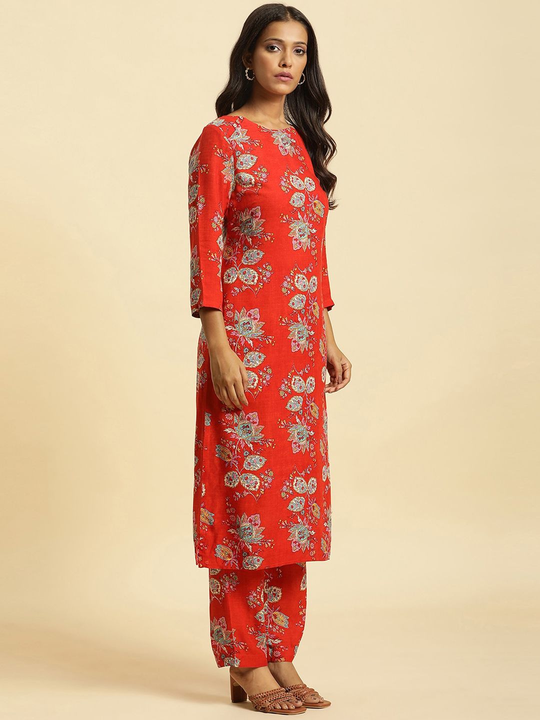W Floral Printed Kurta with Trousers