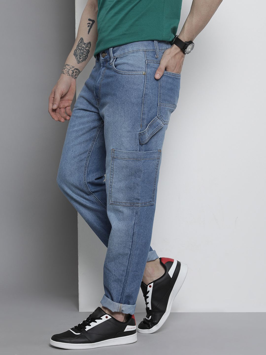 The Indian Garage Co Men Relaxed Fit Heavy Fade Stretchable Jeans