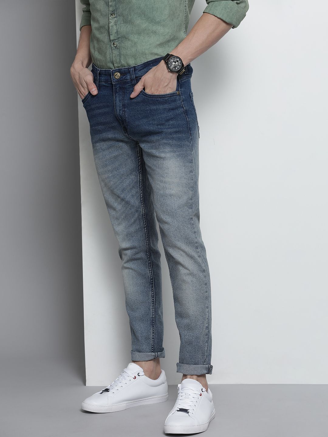 The Indian Garage Co Men Blue Slim Fit Light Fade Ombre Stretchable Jeans