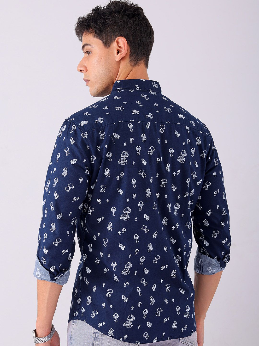 The Indian Garage Co Slim Fit Opaque Printed Pure Cotton Casual Shirt
