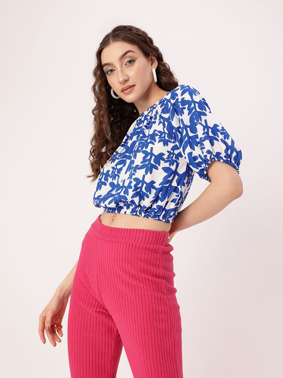 DressBerry Cute Vibe Printed Tie-Up Gathers Blouson Crop Top