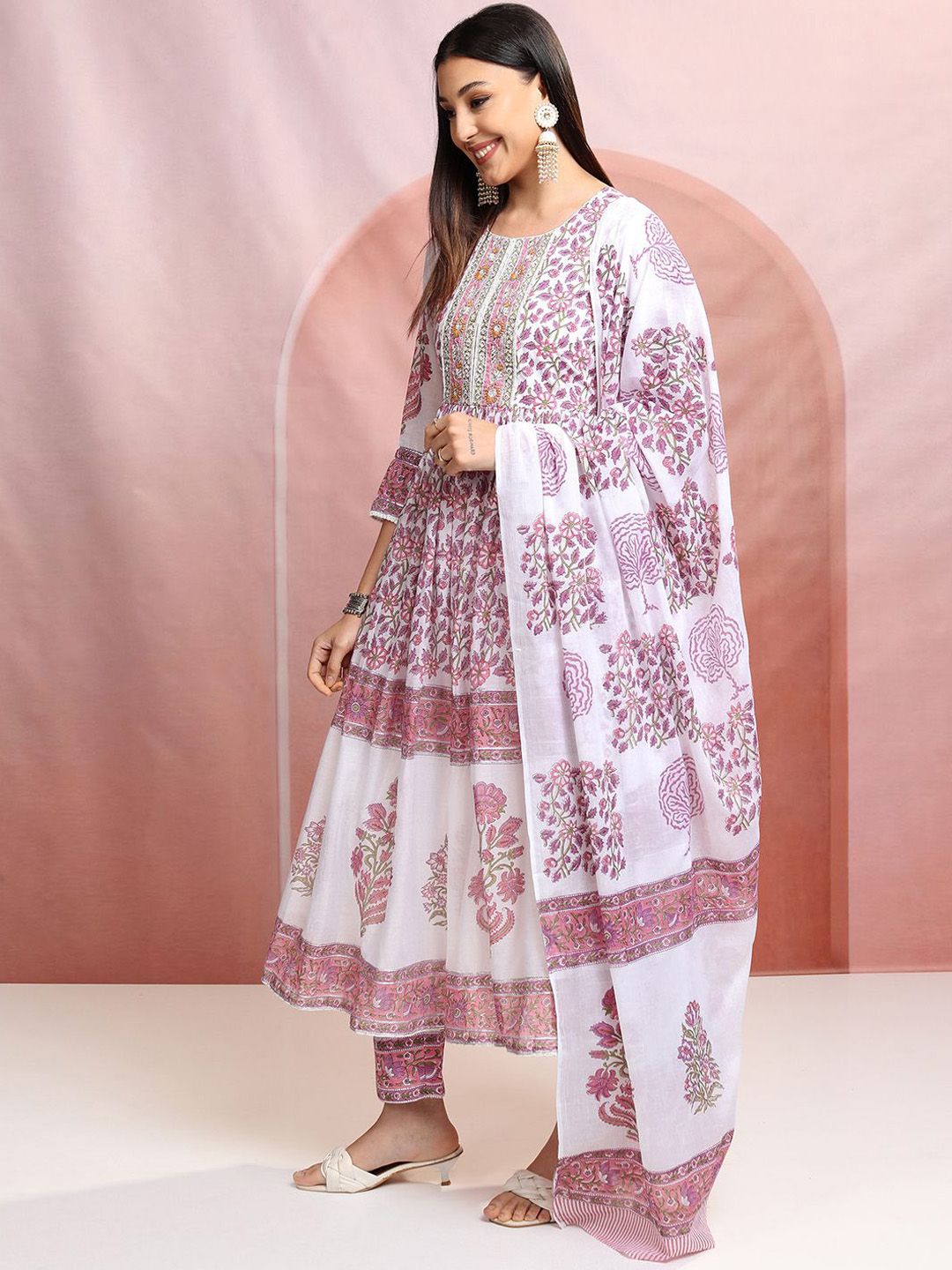 Vishudh White Floral Printed Pure Cotton Anarkali Kurta With Trousers & Dupatta