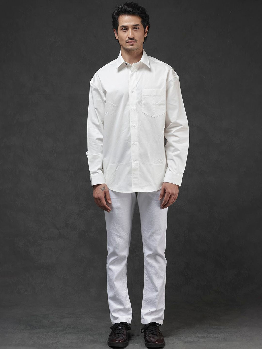 RARE RABBIT Men Expore Mid Rise Regular Fit Trouser