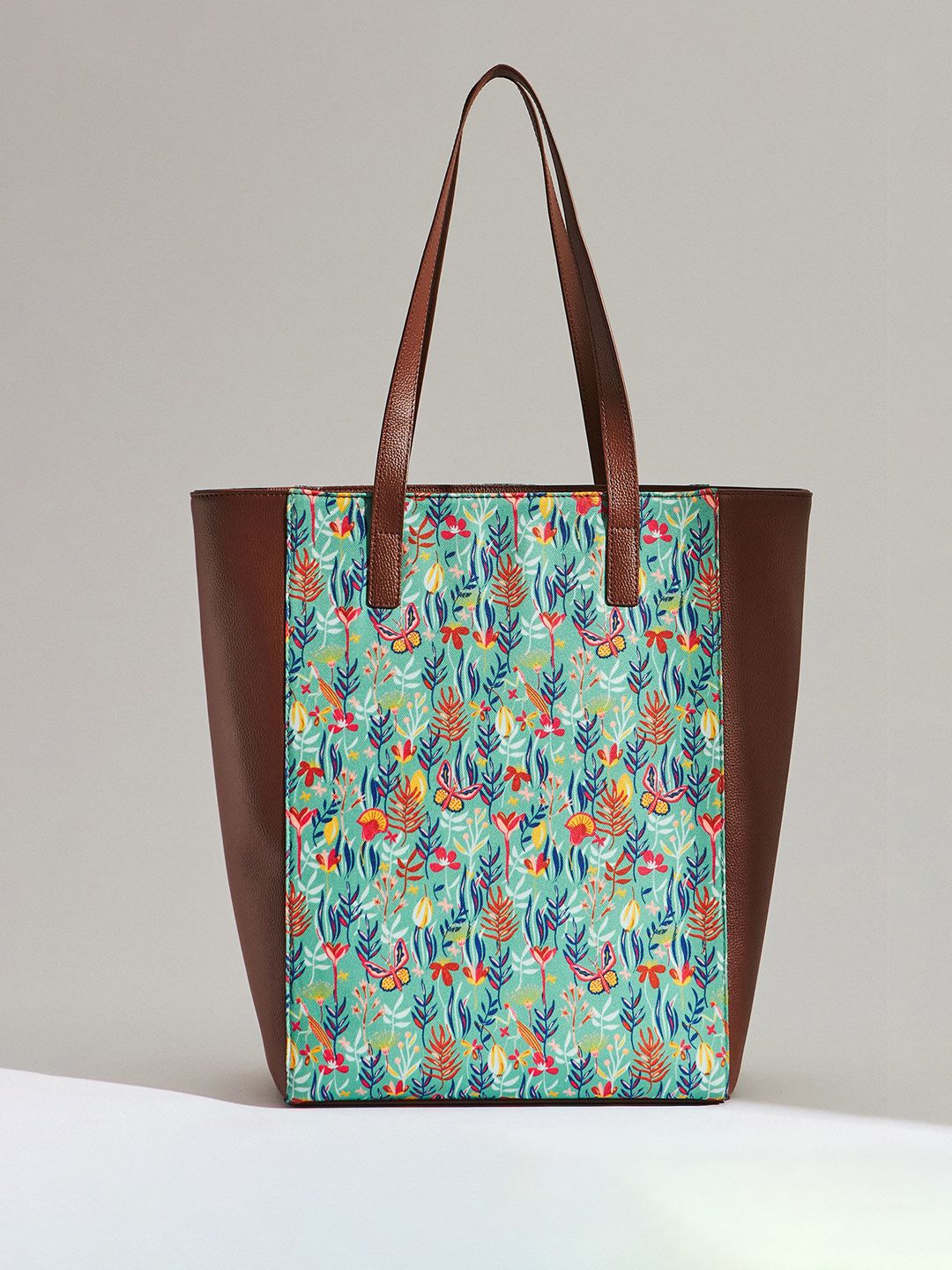 TEAL BY CHUMBAK Printed Oversized Shopper Tote Bag