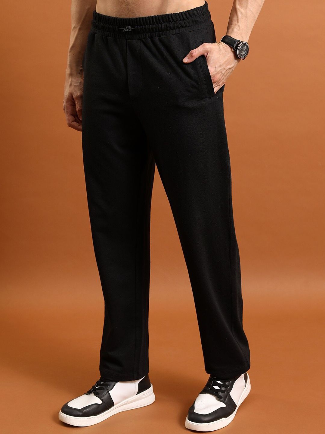 HIGHLANDER Men Relaxed-Fit Mid-Rise Track Pant
