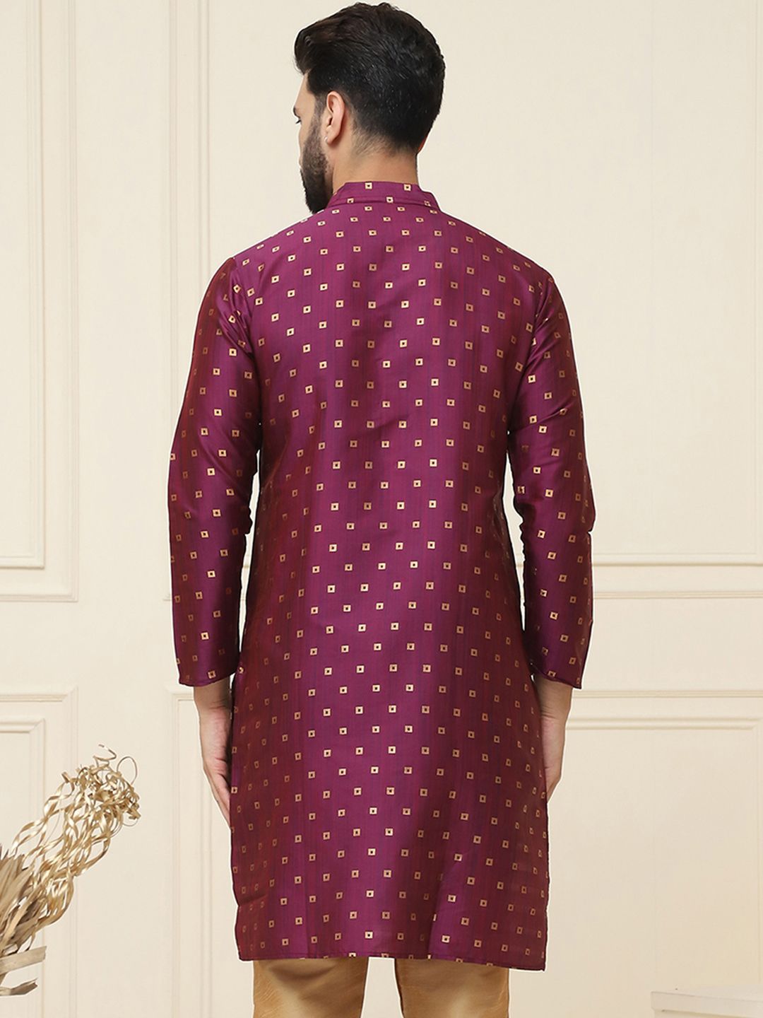 SOJANYA Men Burgundy Woven Design Straight Kurta