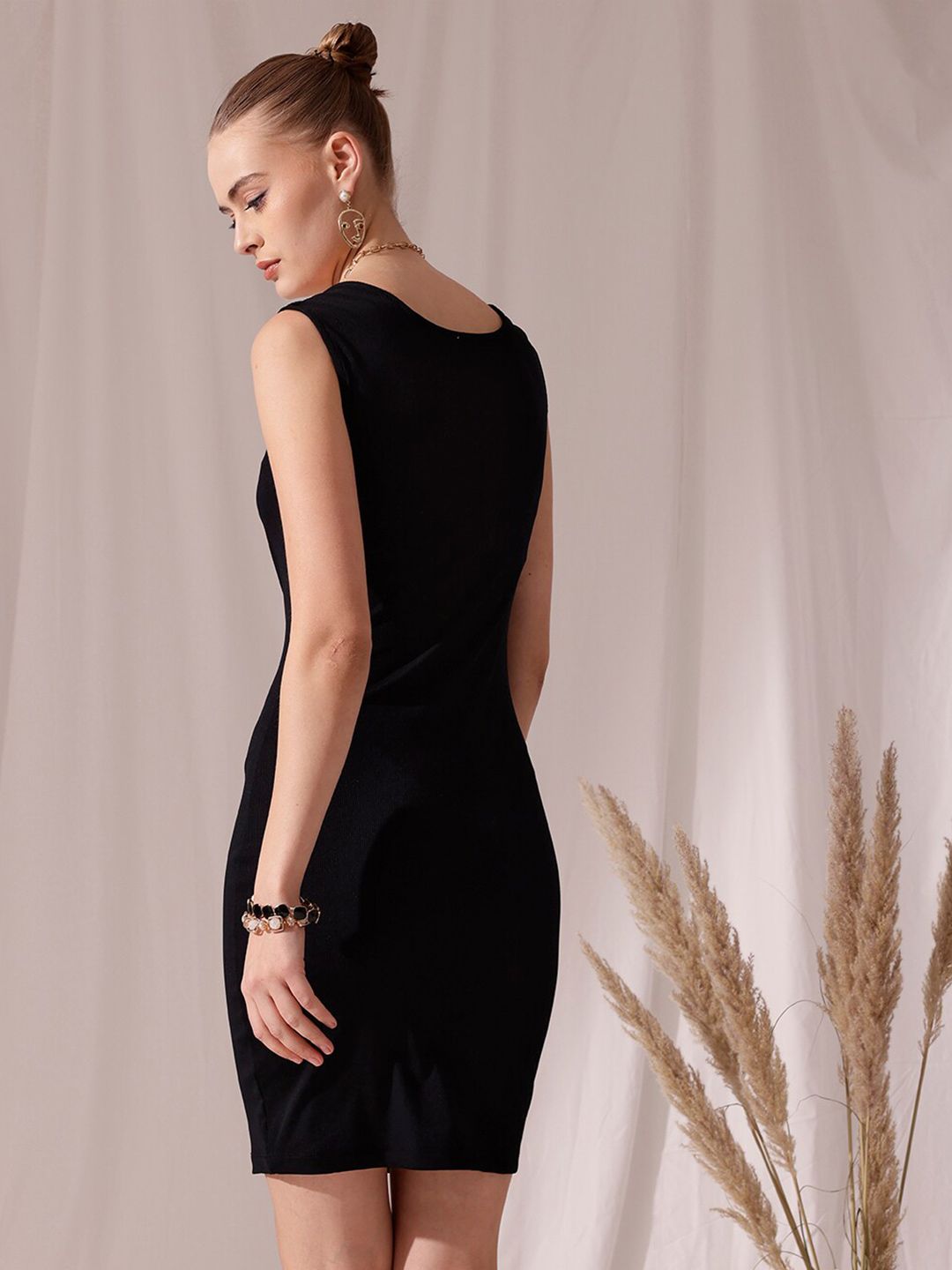 STREET 9 Sweetheart Neck Sleeveless Bodycon Dress