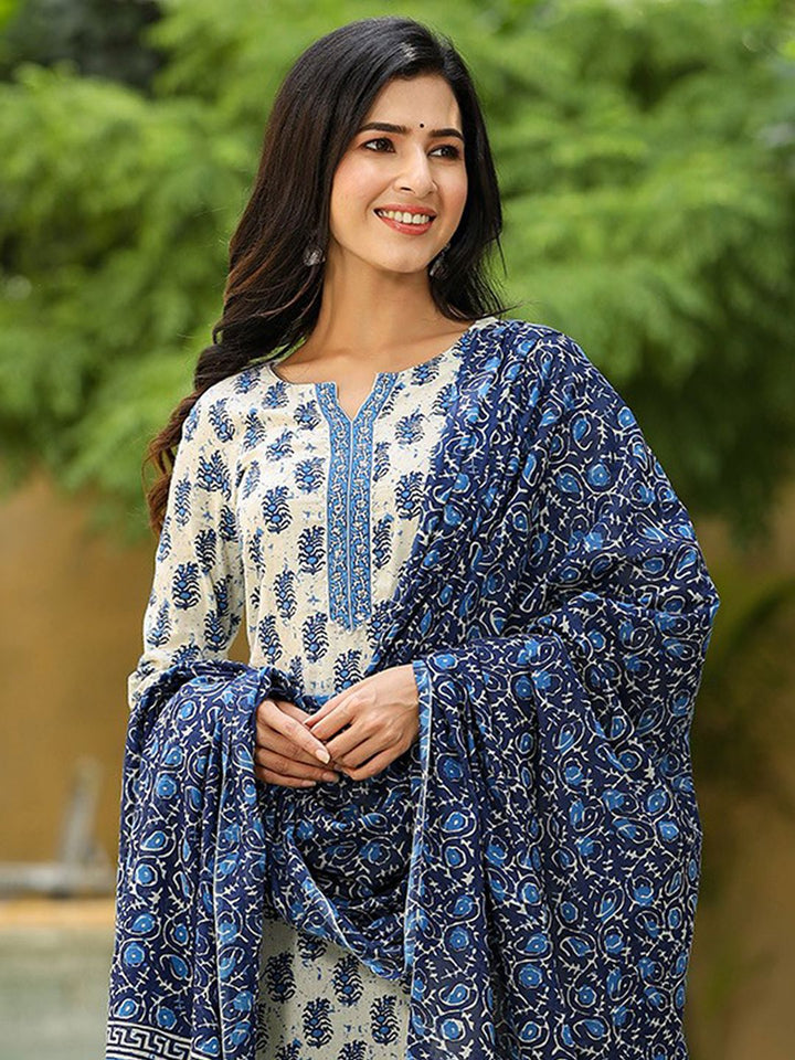 KALINI Floral Printed Gotta Patti Kurta & Trousers With Dupatta