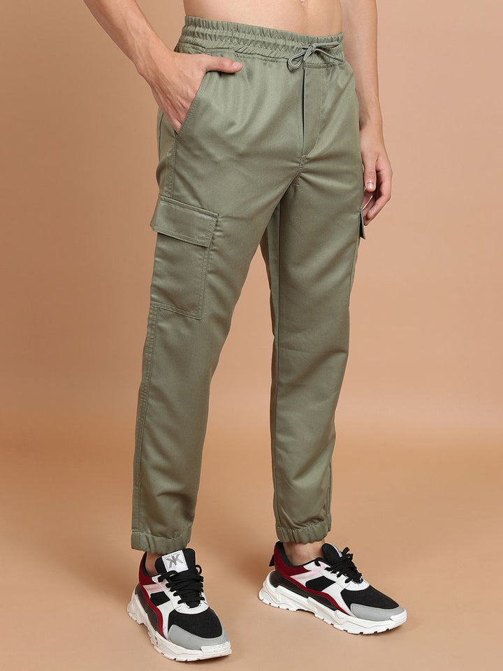 HIGHLANDER Men Cargo Style Joggers