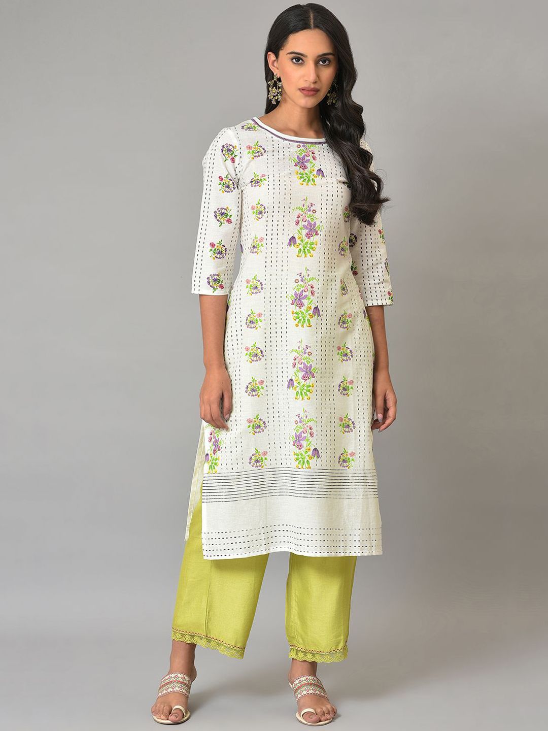 W Floral Printed Round Neck Cotton Straight Kurta