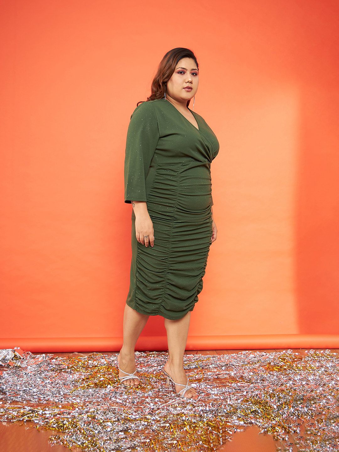 SASSAFRAS Curve Plus Size Bodycon Midi Dress