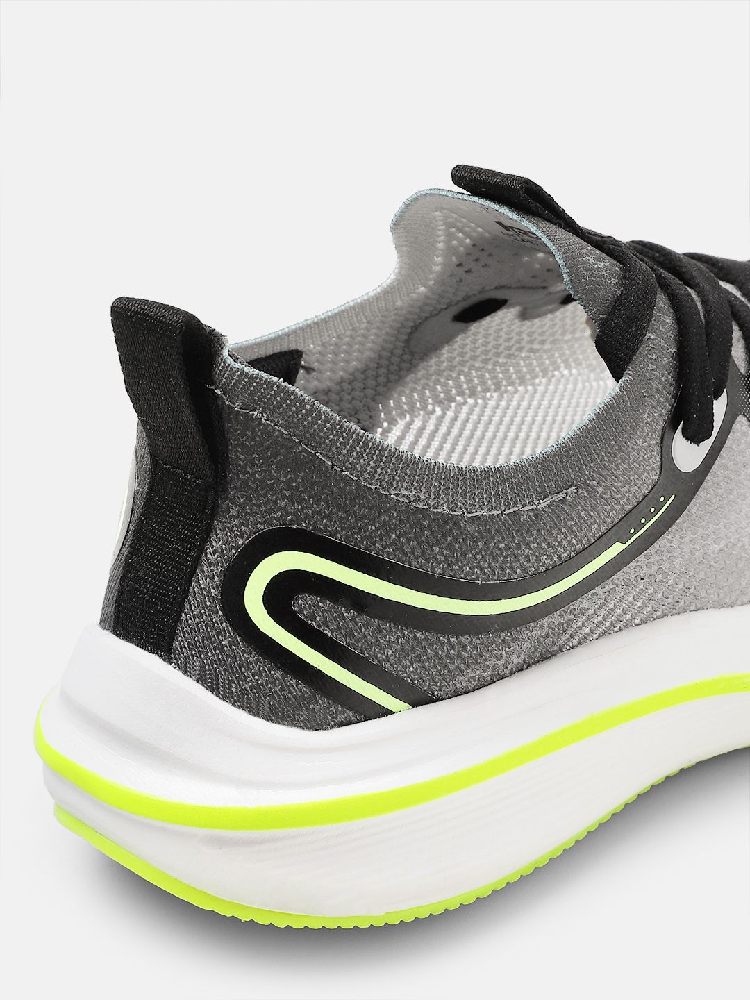 HRX by Hrithik Roshan Women Walking Shoes