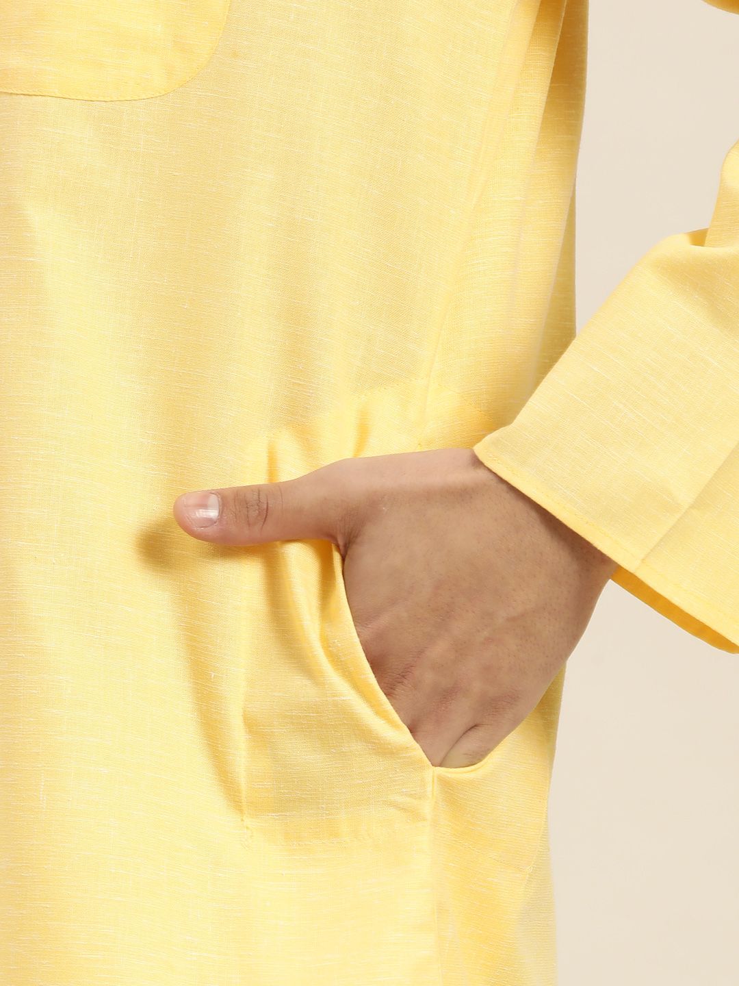 SOJANYA Men Yellow Dobby Weave Kurta