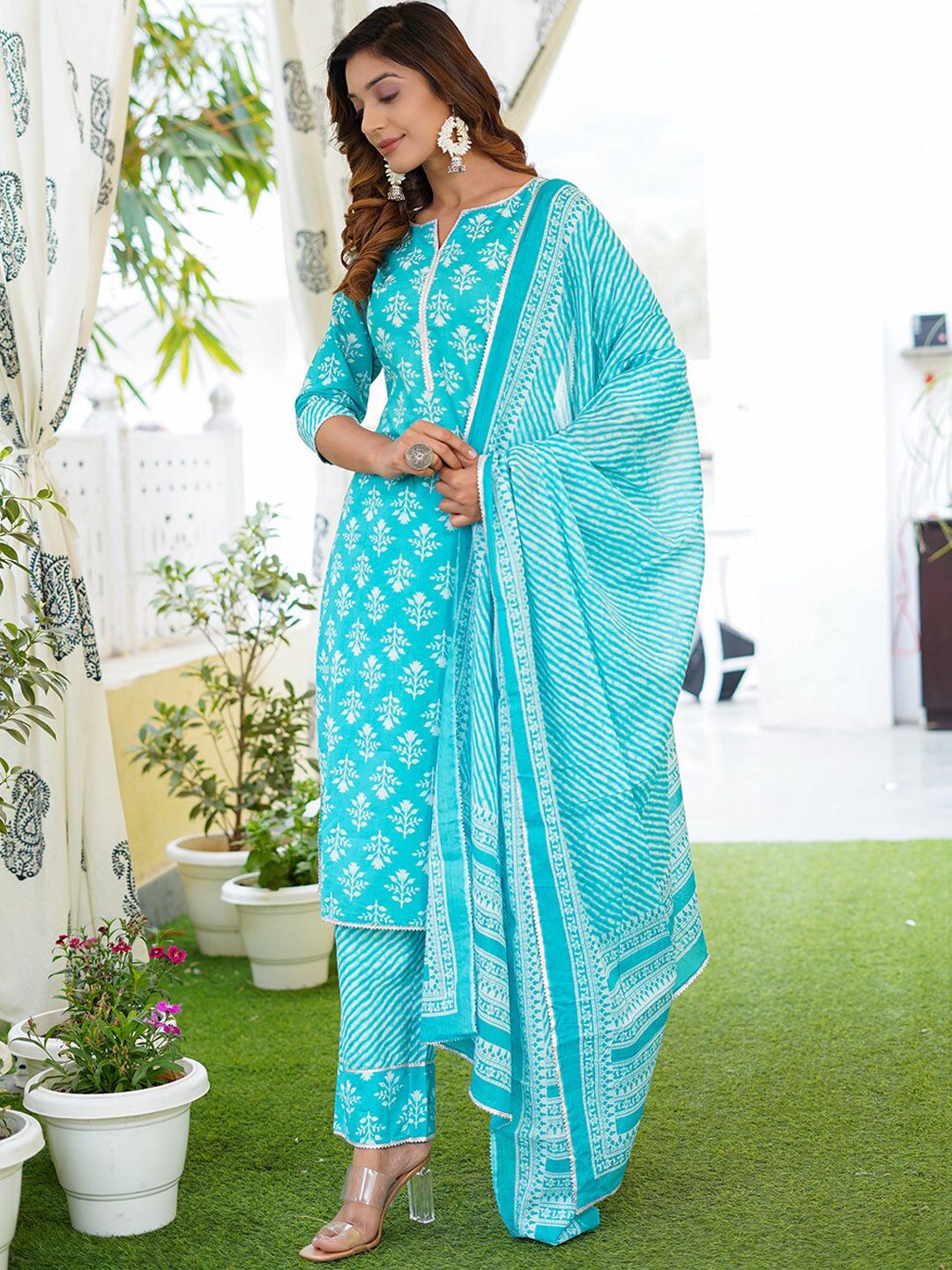 Kalini Floral Printed Lace Detail Kurta Kapas Murni Dengan Seluar & Dupatta