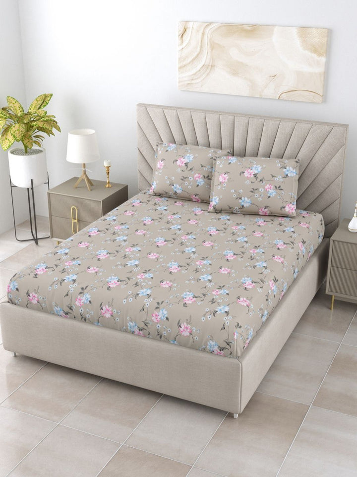 BOMBAY DYEING Florentine Grey Printed Pure Cotton 144 TC Queen Bedsheet Set 2.28 X 2.54 m