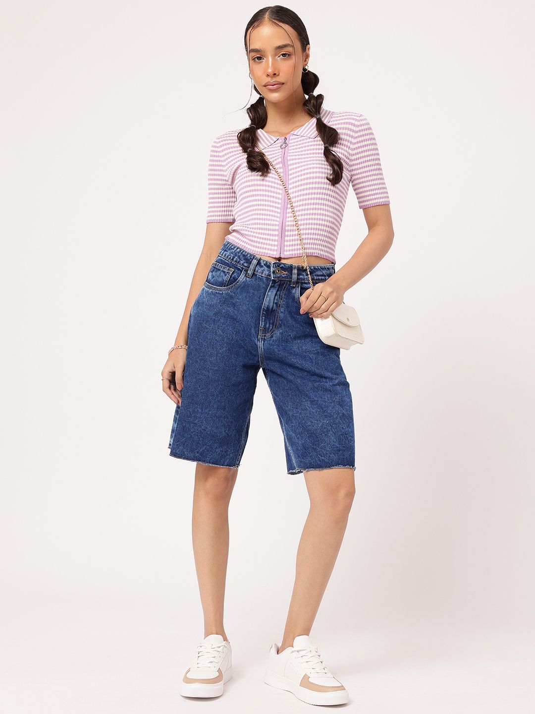 DressBerry Women Everyday Essentials Frayed Denim Shorts