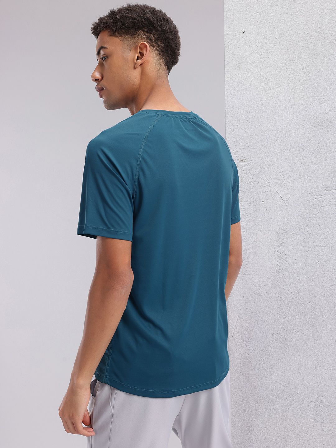 HRX by Hrithik Roshan Raglan Sleeves Rapid-Dry Training T-shirt