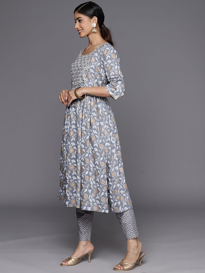 Libas Floral Yoke Design Pleated Thread Work Kurta with Trousers & With Dupatta