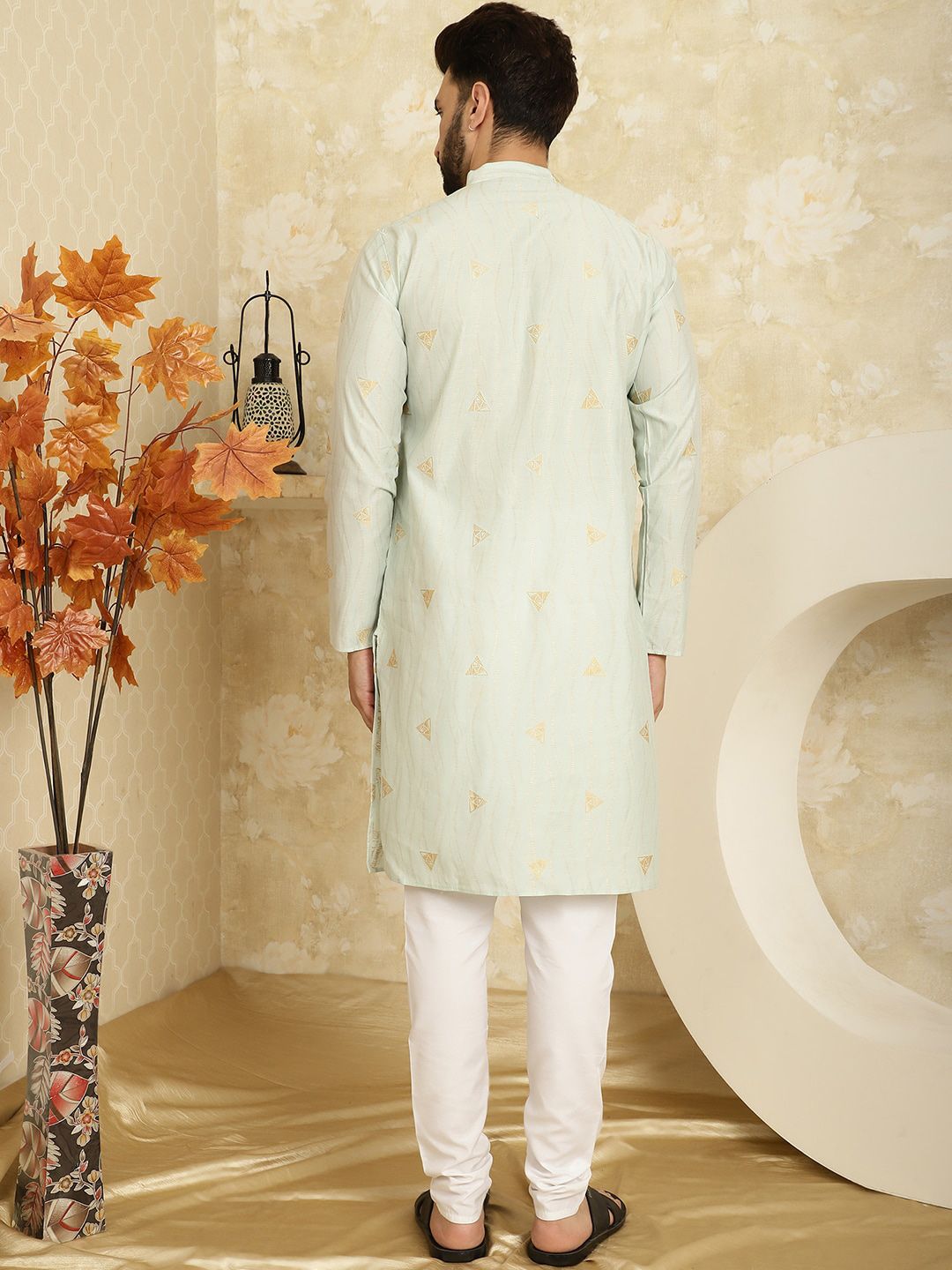 SOJANYA Printed Regular Kurta with Churidar