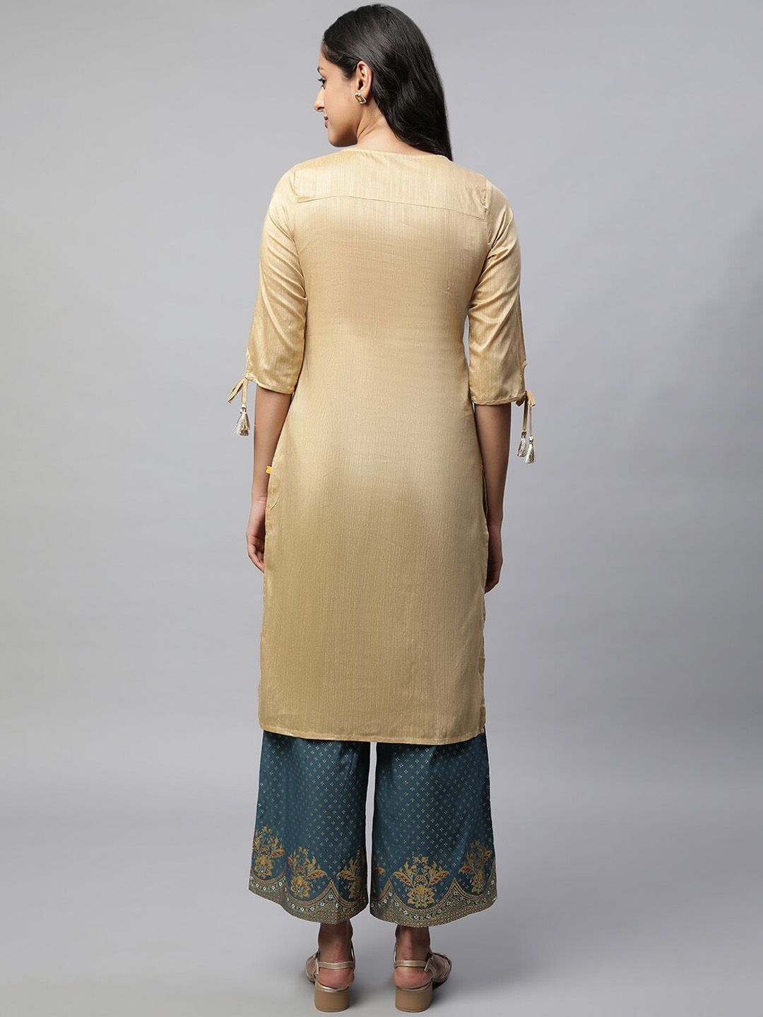 Aurelia Geometric Yoke Design Sequinned kurta
