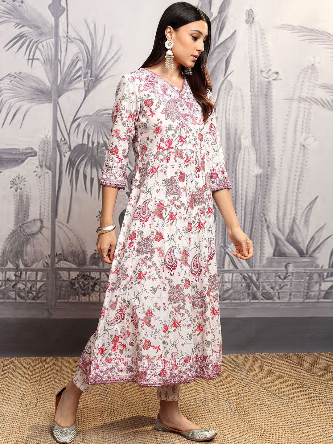 Vishudh Women Floral Printed Pure Cotton Kurta with Trousers & With Dupatta