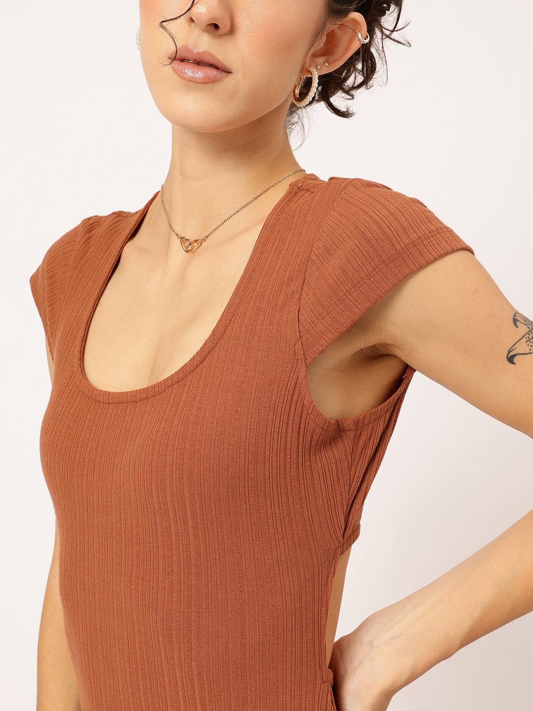 DressBerry Ribbed Cut-Out Back Mini Bodycon Dress