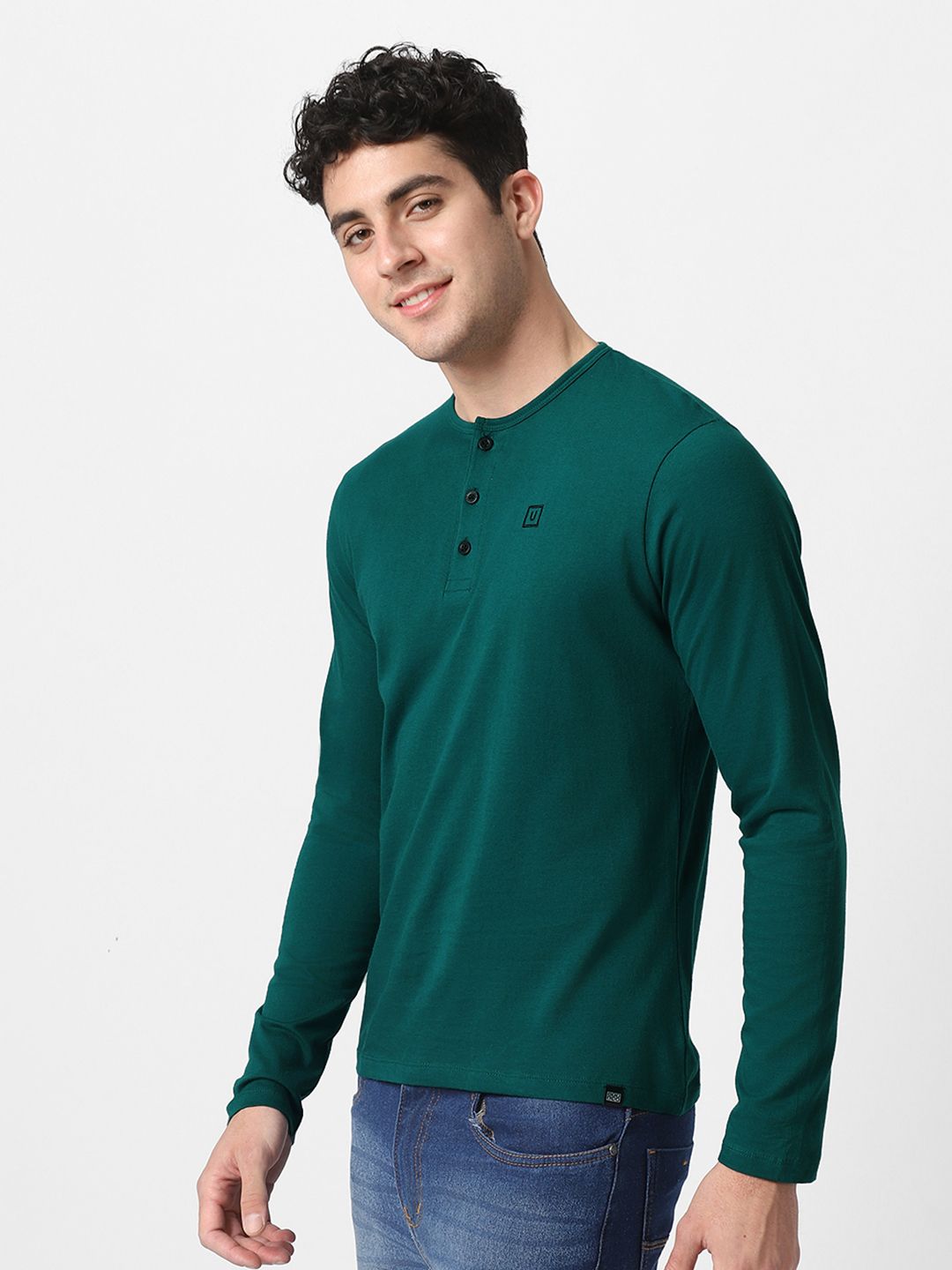 Urbano Fashion Men Green Solid Henley Neck Pure Cotton T-shirt