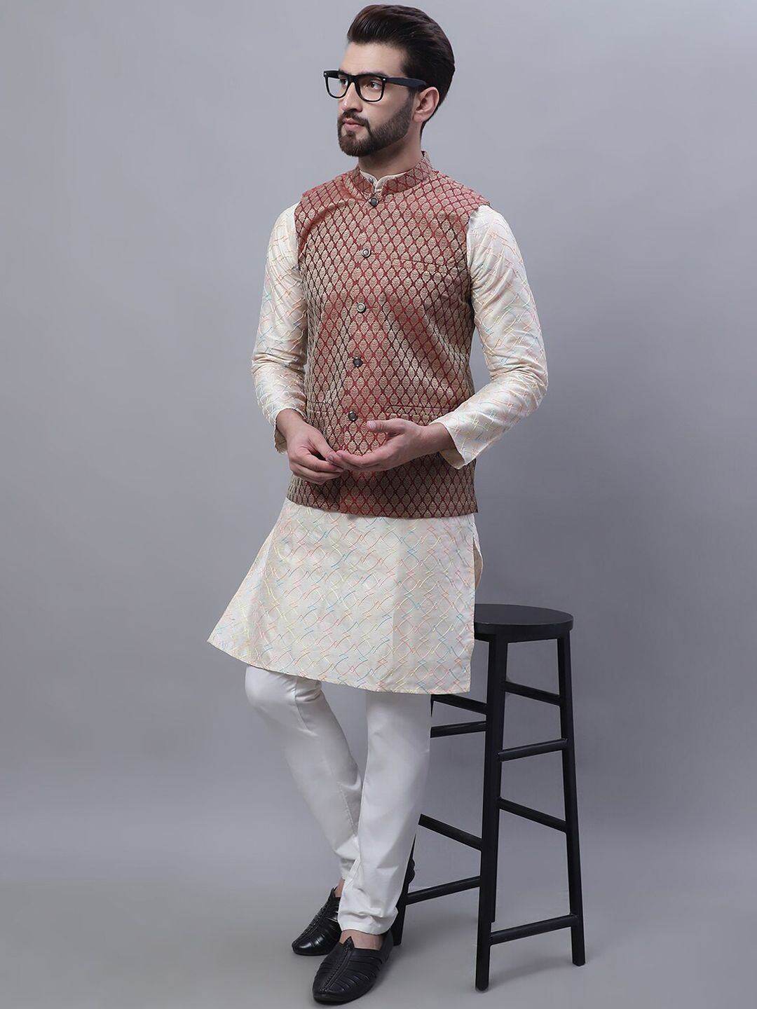 SOJANYA Embroidered Straight Kurta With Churidar And Nehru Jacket