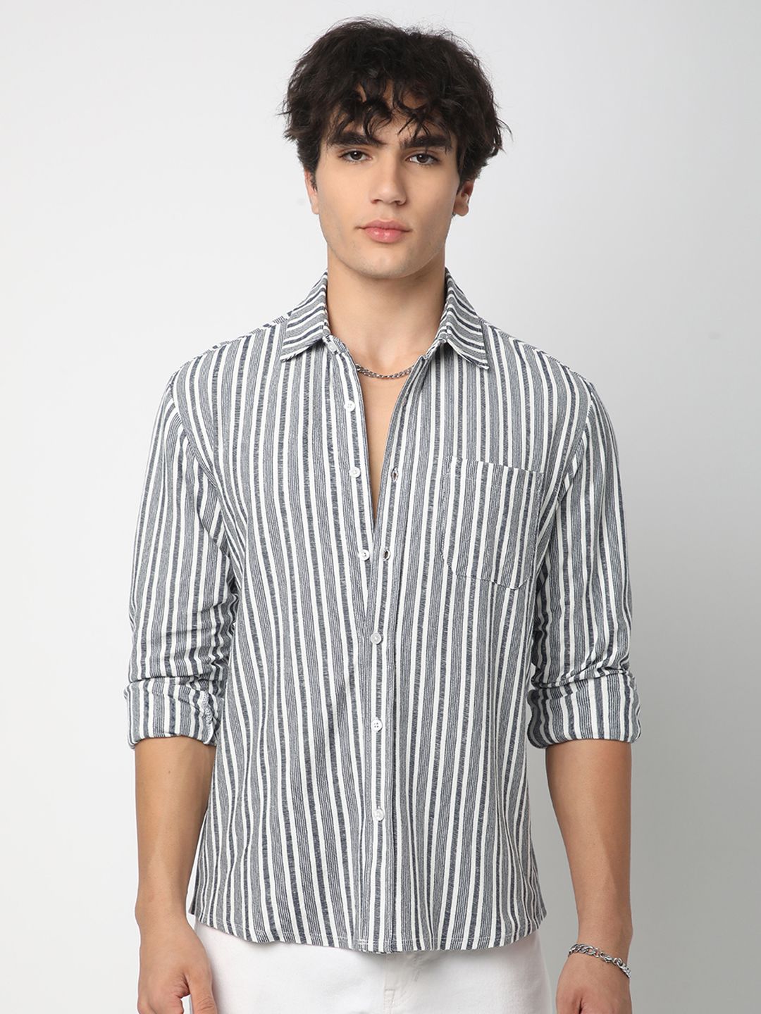 VASTRADO Men Classic Relaxed Fit Spread Collar Vertical Striped Cotton Casual Shirt