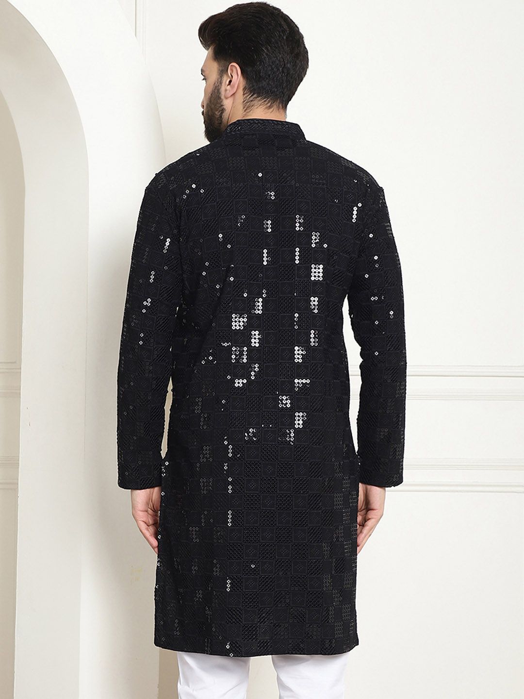 SOJANYA Geometric Embroidered Sequinned Pure Cotton Straight Kurta