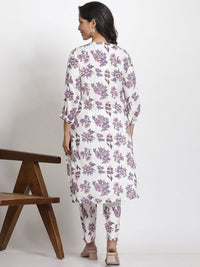 W Women Floral Printed Regular Gotta Patti Round Neck Straight Kurta With Trouser