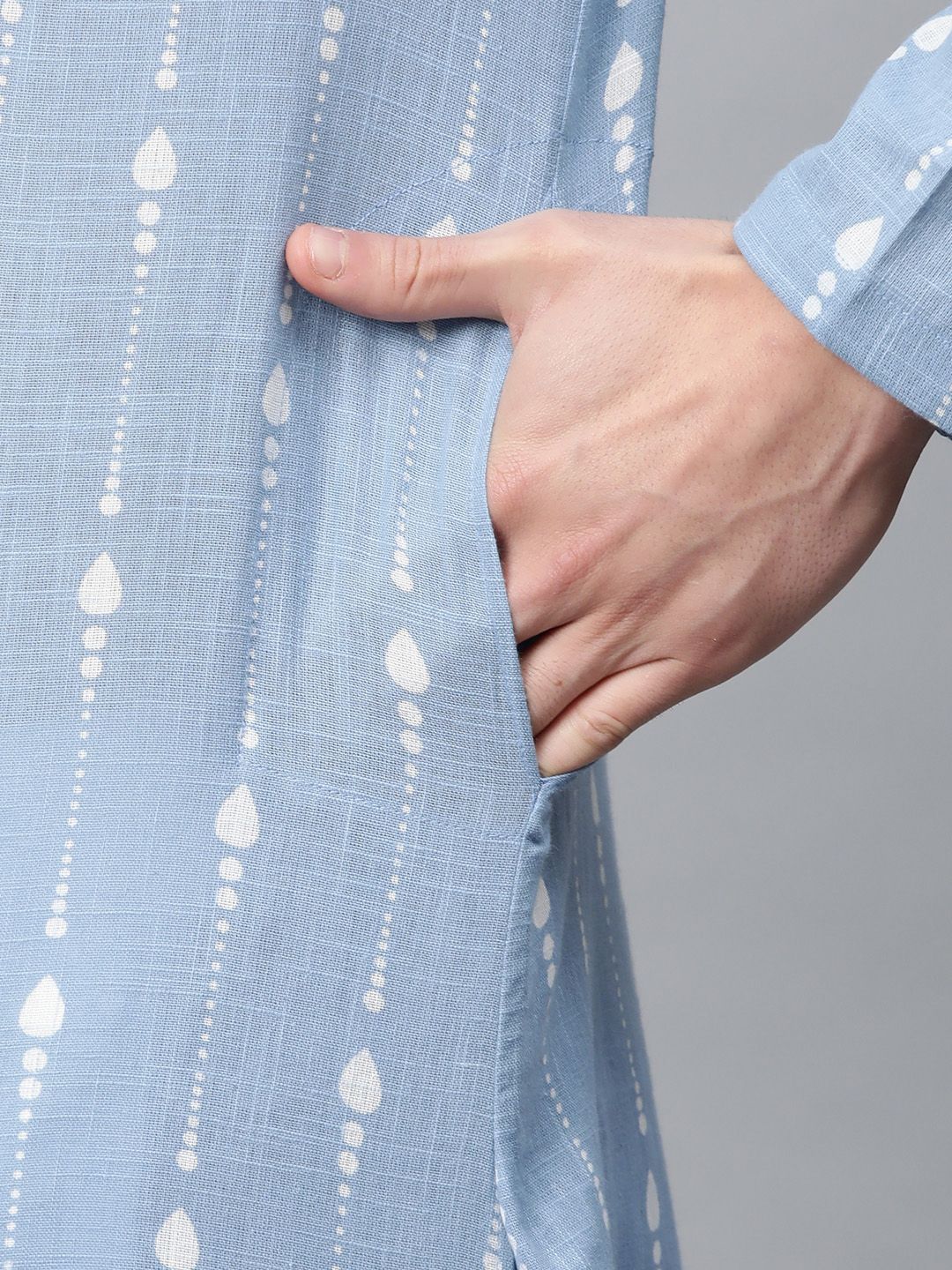 See Designs Men Blue & White Printed Straight Kurta