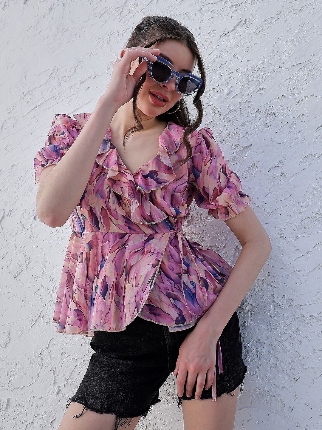 Athena Lavender Floral Printed V-Neck Puff Lengan Ruffles Terperinci