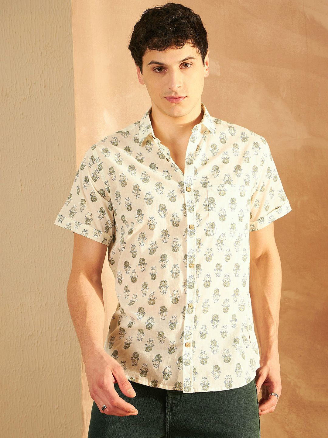 DENNISON Smart Ethnic Motifs Printed Spread Collar Cotton Oversized Lightweight Shirt