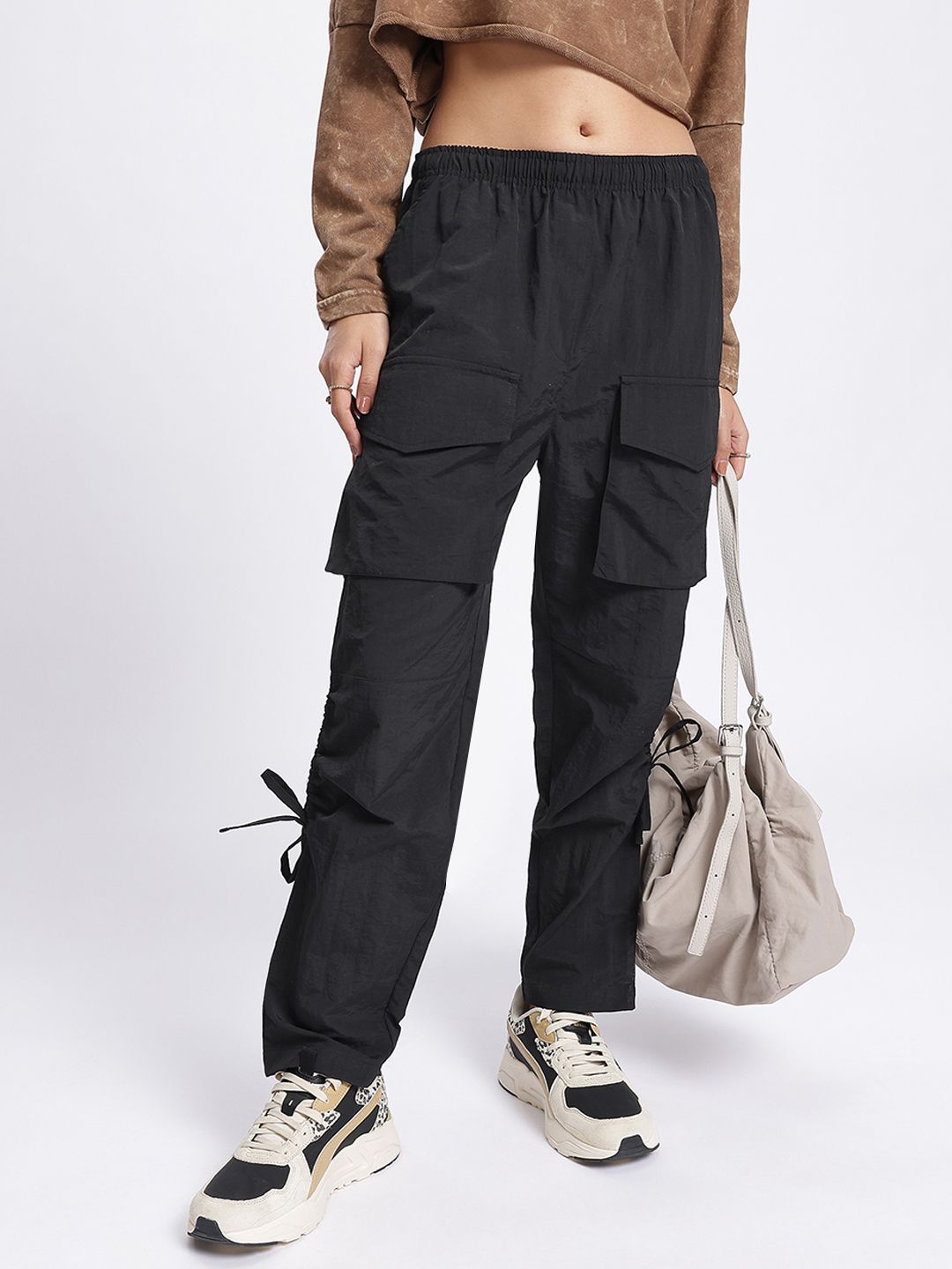 DressBerry Women Street Chic Core Ruched Tie-Ups Cargo-Style Track Pants
