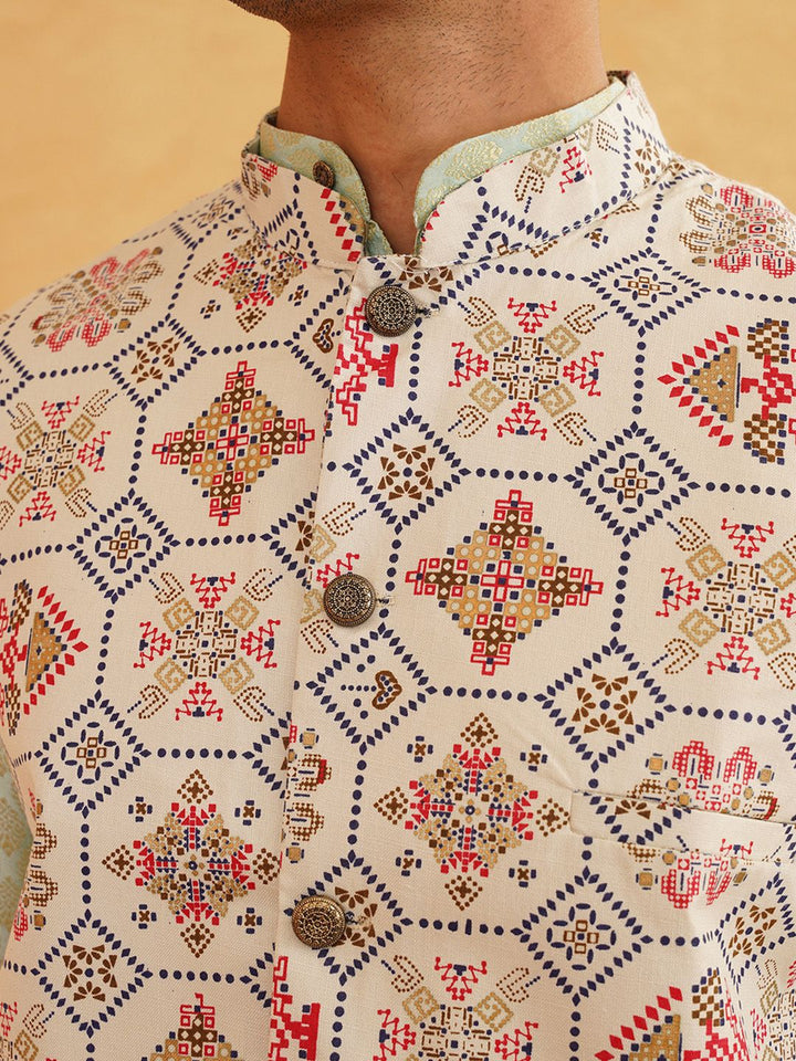 SOJANYA Men Green Ethnic Motifs Woven Design Kurta & Churidar Comes With a Nehru Jacket