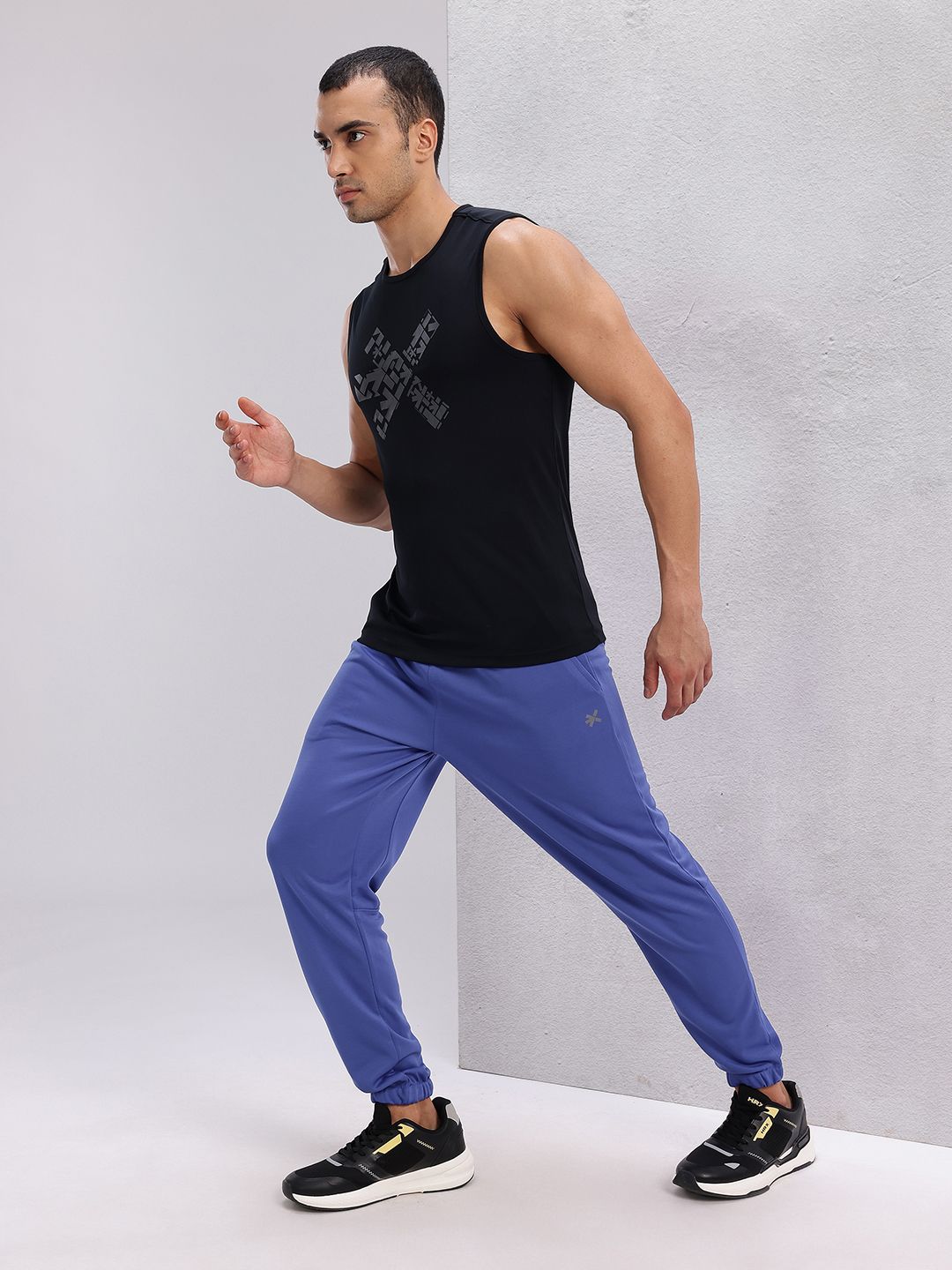 HRX by Hrithik Roshan Men Mid-Rise Rapid-Dry Regular Fit Running Joggers