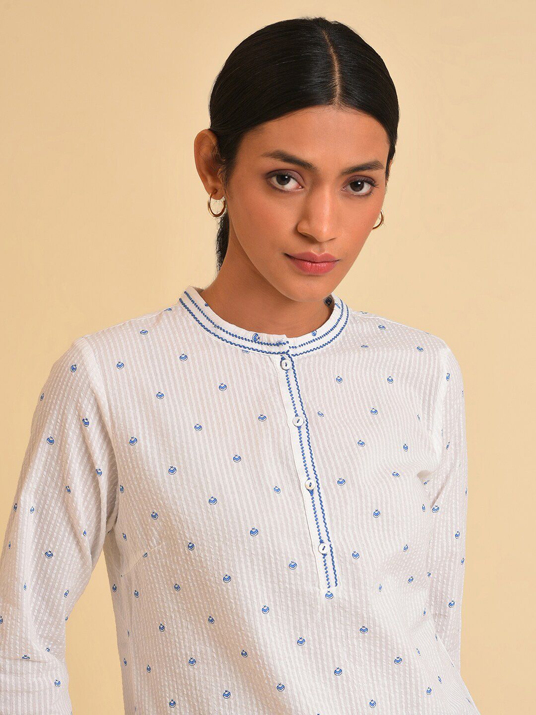 W White Geometric Print Mandarin Collar Cotton Top